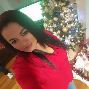 Meet your Posher, Cecy